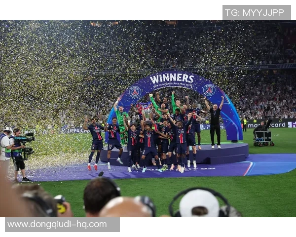 中超精彩对决巴黎圣日耳曼以四球大胜AC米兰引发全场狂欢 中超精彩对决巴黎圣日耳曼以四球大胜AC米兰引发全场狂欢