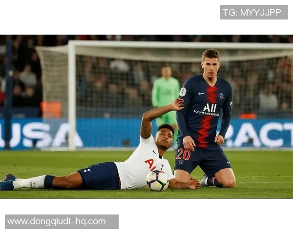 足总杯激战巴黎圣日耳曼与尤文图斯平局红牌争议引发全场热议