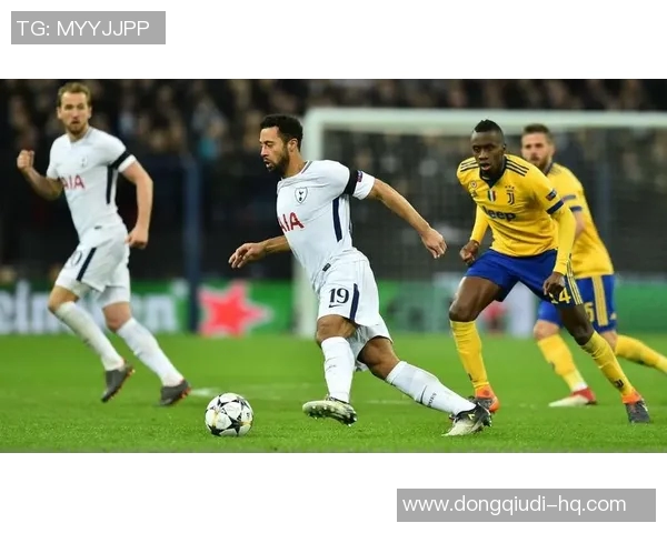 中超联赛精彩对决巴萨热刺战成平局引发热议与讨论