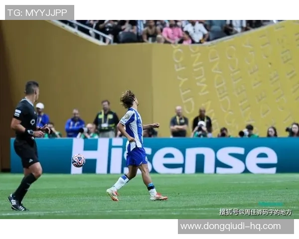 巴黎圣日耳曼逆转波尔图6-2全场沸腾战术解析与精彩瞬间回顾